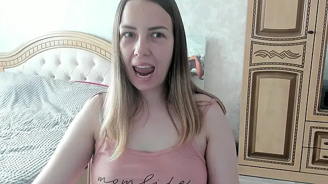 Snapshot of Mia_shy1 chatting on October 1, 7:57 am Mia shy1 online show from October 1, 7:57 am