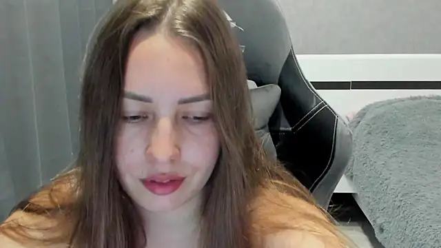 Snapshot of Mia_shy1 chatting on July 21, 12:50 pm Mia shy1 online show from July 21, 12:50 pm
