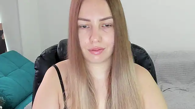 Mia shy1 online show from January 14, 7:12 am