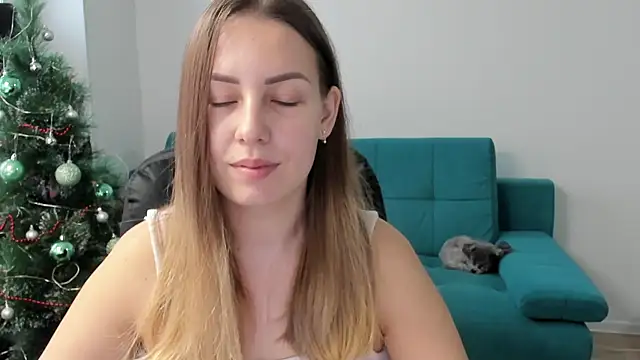 Mia shy1 online show from December 23, 8:13 am