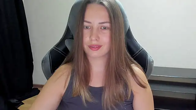 Snapshot of Mia_shy1 chatting on July 12, 5:08 am Mia shy1 online show from July 12, 5:08 am