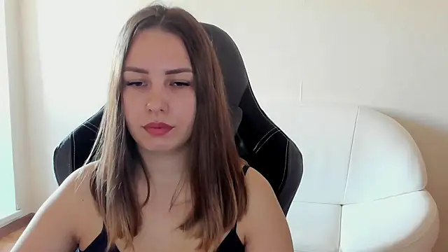 Mia shy1 online show from May 16, 6:12 am