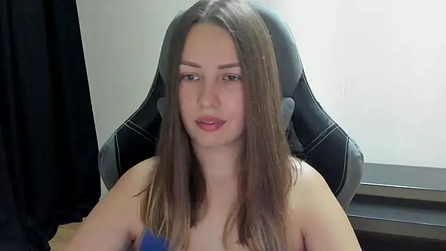 Snapshot of Mia_shy1 chatting on July 7, 4:59 am Mia shy1 online show from July 7, 4:59 am