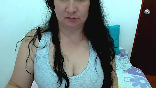 Ashyle online show from March 18, 2:30 pm