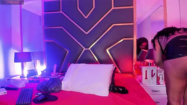 Scarlettt Ass online show from October 2, 12:19 pm