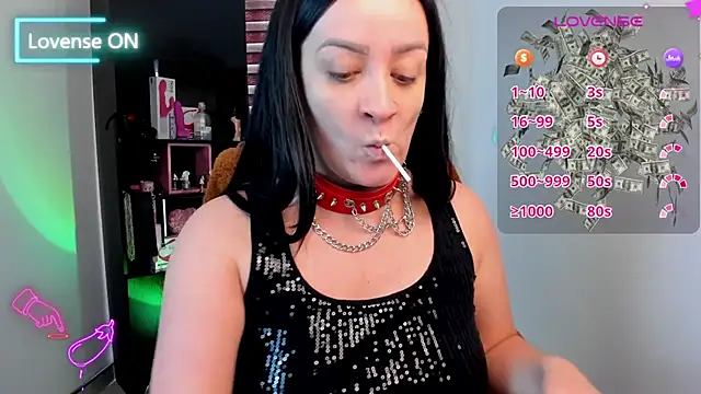 sara goodgirl13 online show from March 12, 5:17 pm