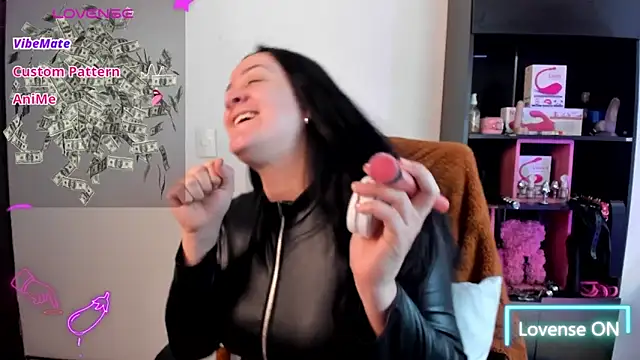 sara goodgirl13 online show from March 28, 4:41 pm