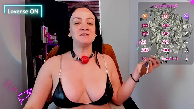 sara goodgirl13 online show from March 15, 2:46 pm