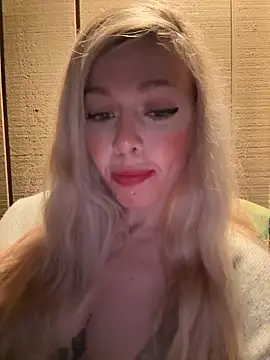 Snapshot of propertyofdaddy chatting on October 6, 12:23 am propertyofdaddy online show from October 6, 12:23 am