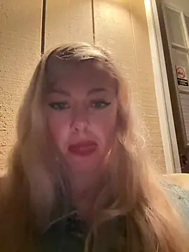 Snapshot of propertyofdaddy chatting on October 8, 12:12 am propertyofdaddy online show from October 8, 12:12 am