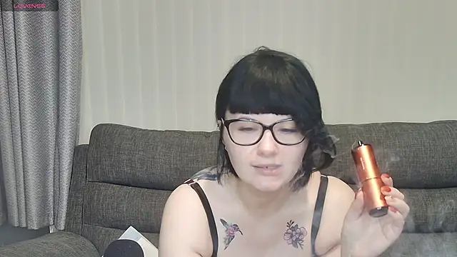 SquirtingIrishShannon online show from March 5, 8:32 pm