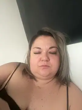 MikyVesela online show from April 2, 7:59 am