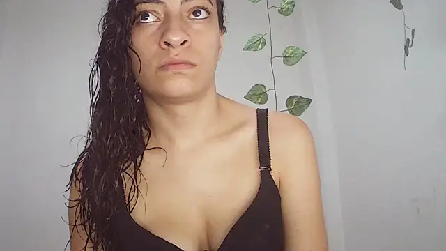 stephybrowm7 online show from September 16, 3:24 pm