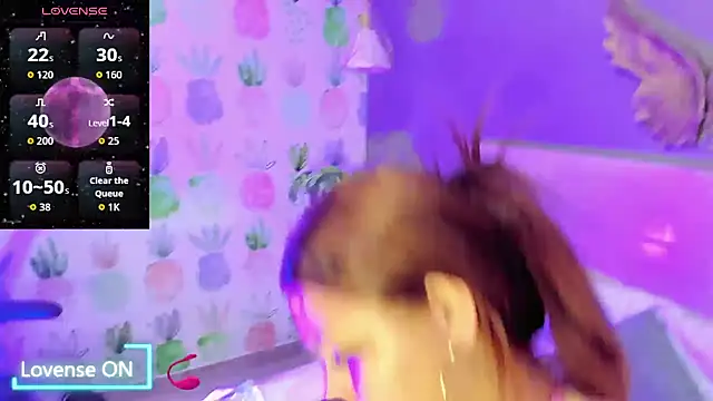 Snapshot of enma30_ chatting on November 28, 3:28 am enma30 online show from November 28, 3:28 am