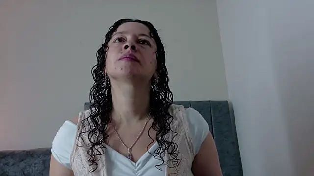 Snapshot of ArtesanaMK chatting on July 4, 12:21 pm ArtesanaMK online show from July 4, 12:21 pm