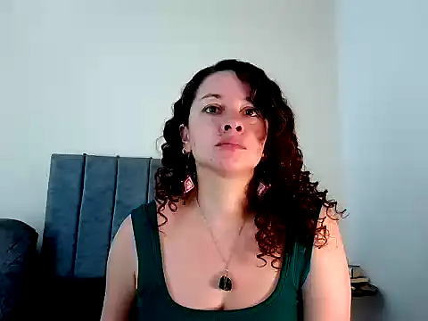 Snapshot of ArtesanaMK chatting on October 19, 5:26 pm ArtesanaMK online show from October 19, 5:26 pm