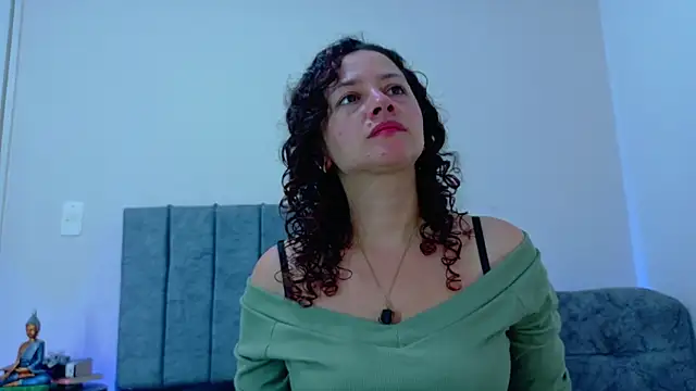 Snapshot of ArtesanaMK chatting on November 18, 11:24 am ArtesanaMK online show from November 18, 11:24 am