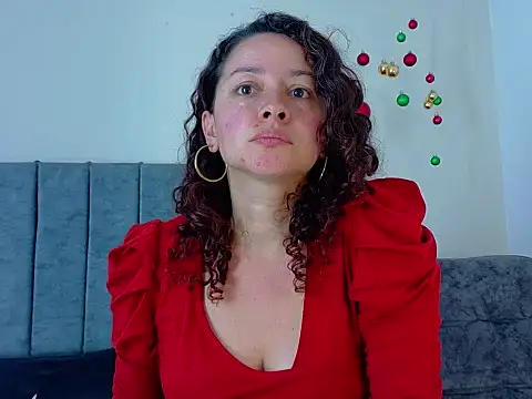 Snapshot of ArtesanaMK chatting on December 5, 5:33 pm ArtesanaMK online show from December 5, 5:33 pm