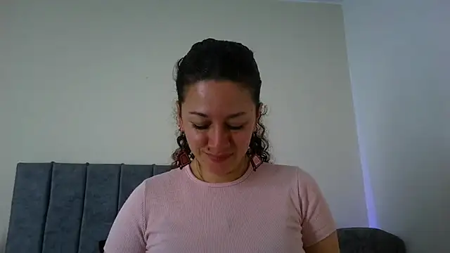 Snapshot of ArtesanaMK chatting on October 30, 6:16 pm ArtesanaMK online show from October 30, 6:16 pm