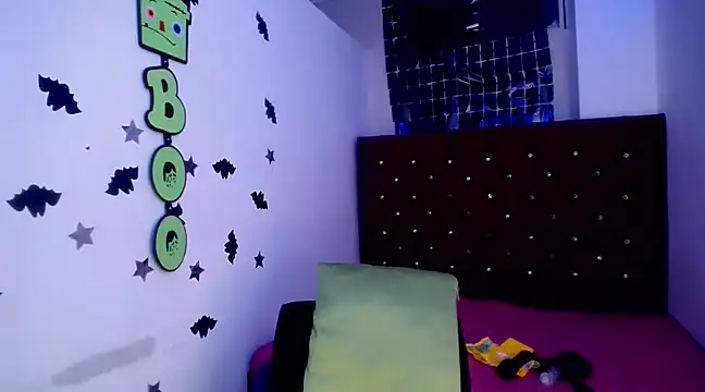 angelinebigcock online show from February 26, 9:22 am