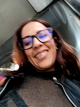 Snapshot of Lena-32 chatting on February 13, 6:26 pm Lena-32 online show from February 13, 6:26 pm