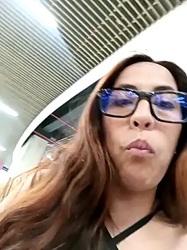 Snapshot of Lena-32 chatting on February 14, 3:36 pm Lena-32 online show from February 14, 3:36 pm