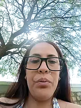 Snapshot of Lena-32 chatting on January 11, 3:52 pm Lena-32 online show from January 11, 3:52 pm