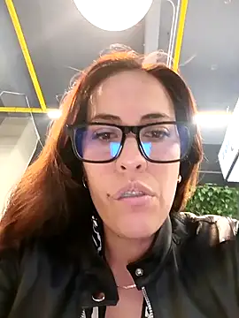 Snapshot of Lena-32 chatting on March 8, 6:37 pm Lena-32 online show from March 8, 6:37 pm