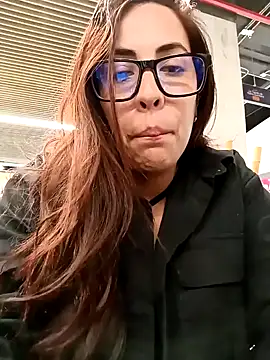 Snapshot of Lena-32 chatting on January 21, 7:17 pm Lena-32 online show from January 21, 7:17 pm