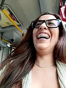 Snapshot of Lena-32 chatting on February 20, 7:19 pm Lena-32 online show from February 20, 7:19 pm