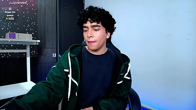 Snapshot of _nickconnor01 chatting on January 25, 9:14 pm nickconnor01 online show from January 25, 9:14 pm