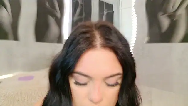 celia chanel online show from October 23, 4:44 am