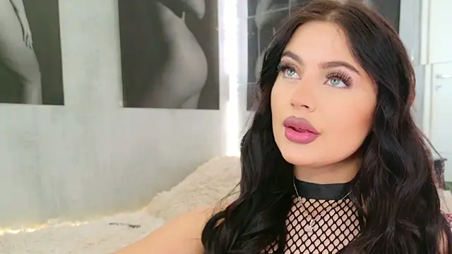 celia chanel online show from November 12, 6:17 am