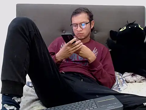 andy loverxx online show from February 14, 5:51 am