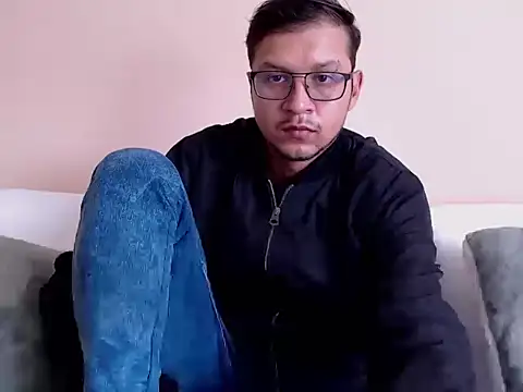 andy loverxx online show from April 10, 8:05 pm