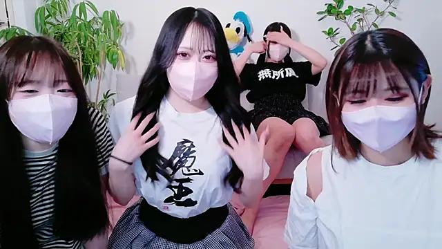 Megu Melon online show from April 18, 8:38 am