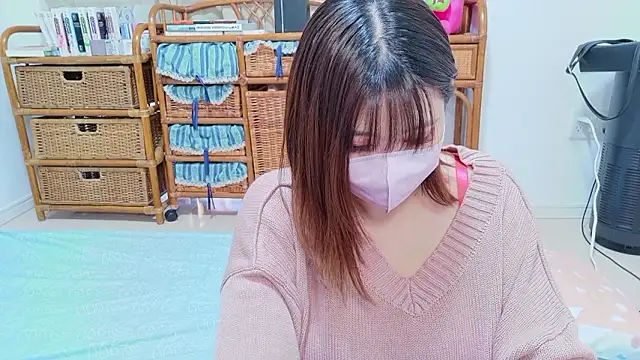 Megu Melon online show from May 17, 8:14 am