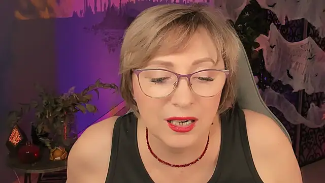 sugar vivien online show from October 19, 2:31 pm