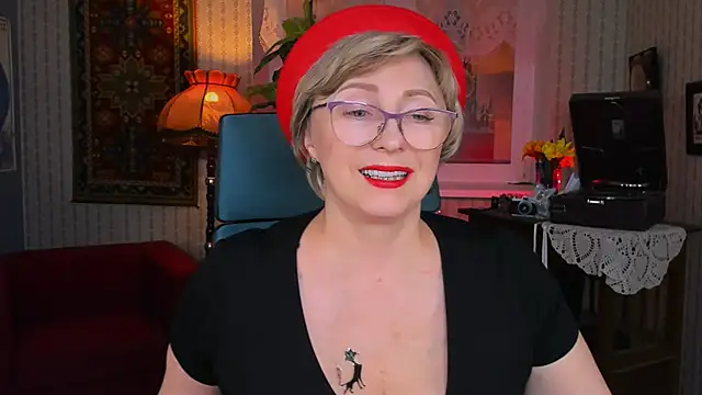 Snapshot of sugar_vivien chatting on March 6, 4:17 pm sugar vivien online show from March 6, 4:17 pm