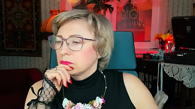 Snapshot of sugar_vivien chatting on March 5, 12:55 pm sugar vivien online show from March 5, 12:55 pm
