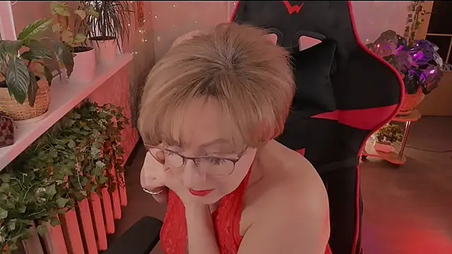 sugar vivien online show from March 8, 11:13 am