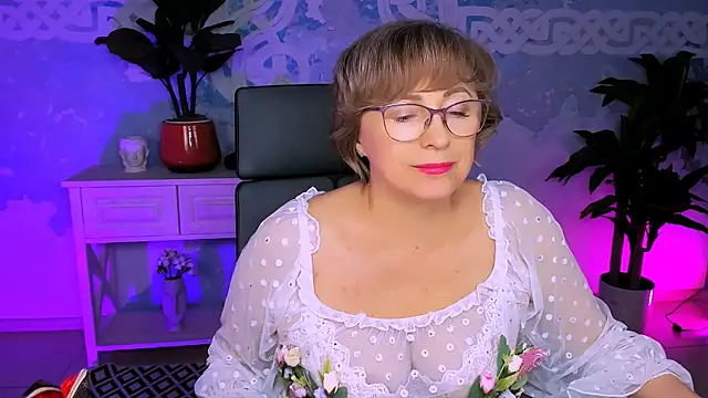 sugar vivien online show from November 29, 1:33 pm