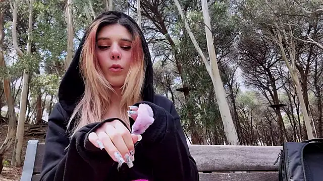 LeylaRosse online show from March 20, 11:05 am