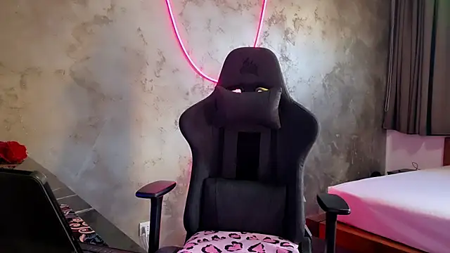 LeylaRosse online show from September 30, 7:36 am