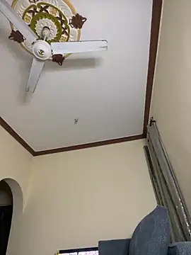 Snapshot of Cute_princcess chatting on October 3, 9:05 pm Cute princcess online show from October 3, 9:05 pm