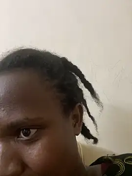 Snapshot of Cute_princcess chatting on November 2, 11:10 pm Cute princcess online show from November 2, 11:10 pm