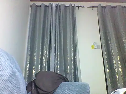 Snapshot of Cute_princcess chatting on October 22, 10:04 am Cute princcess online show from October 22, 10:04 am