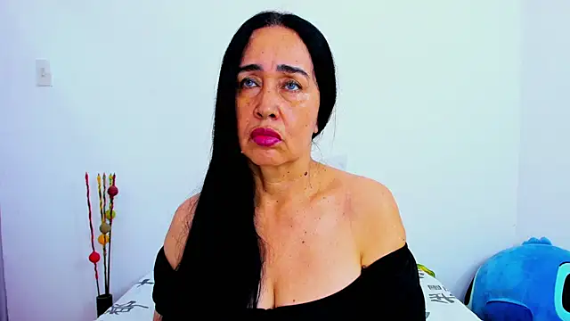 HorniestMilf online show from March 11, 7:30 pm