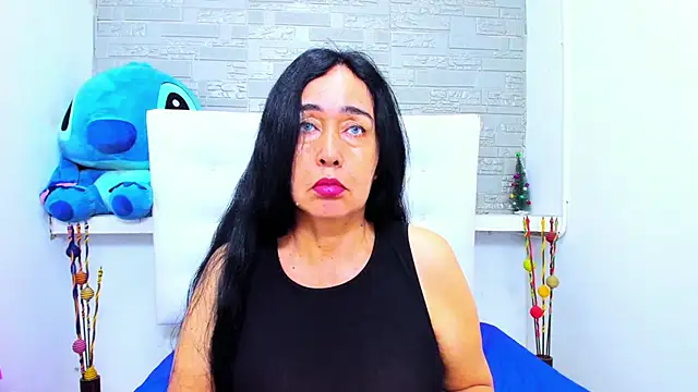 HorniestMilf online show from September 28, 5:31 pm