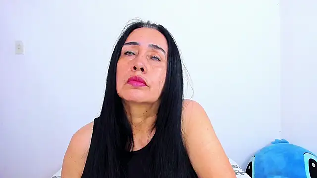 HorniestMilf online show from February 20, 8:11 pm